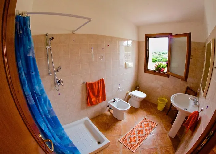 Agriturismo Sardo ファームステイ Campavaglio