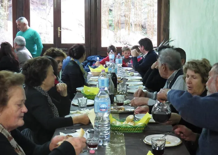 ファームステイ Agriturismo Sardo Campavaglio